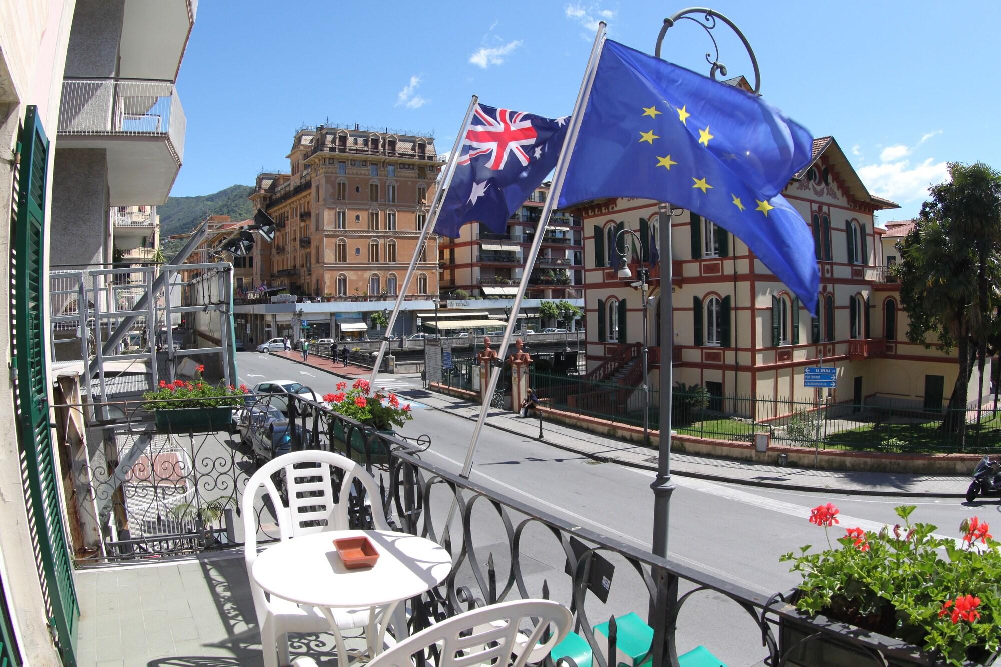 Hotel Stella Rapallo Exteriör bild