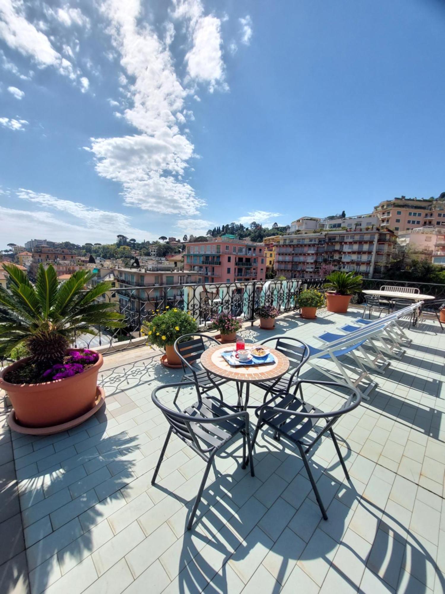 Hotel Stella Rapallo Exteriör bild