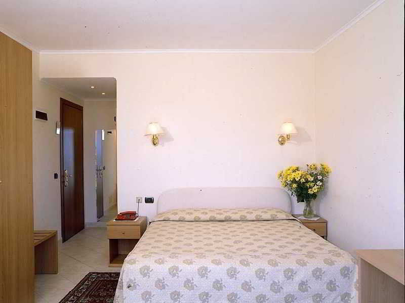 Hotel Stella Rapallo Exteriör bild